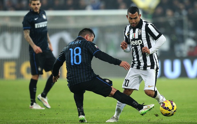 Tevez, Juventus X Inter de Milão (Foto: Agência AFP )