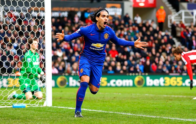 Falcao comemoração Manchester United x Stoke City (Foto: Reuters)