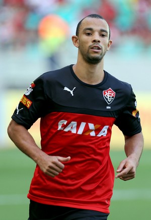 Roger Carvalho; Vitória (Foto: Felipe Oliveira/Divulgação/EC Vitória)