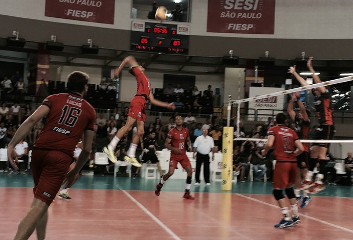 Sesi SP x Canoas - Copa Brasil de vôlei (Foto: Guilherme Costa)