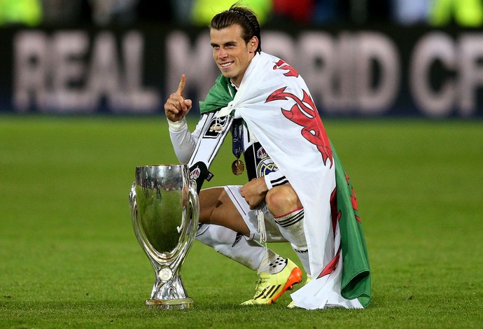 gareth bale Real Madrid troféu supercopa da europa (Foto: Agência Reuters)