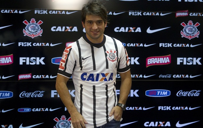 Lodeiro apresentação corinthians (Foto: © Daniel Augusto Jr/Ag. Corinthians)