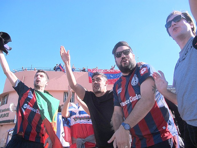 Torcida San Lorenzo Medina de Marrakesh com torcedores do San Lorenzo (Foto: Felipe Schmidt)