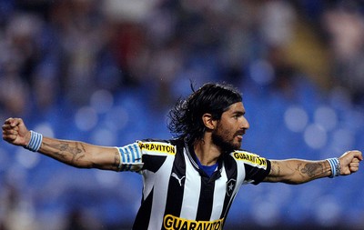 Loco abreu botafogo gol bangu semifinal taça rio (Foto: Fábio Castro / Agif)