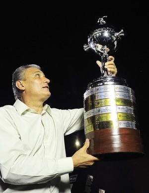 Tite corinthians (Foto: Marcos Ribolli)