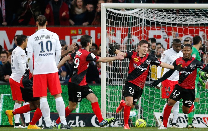 pied ibrahimovic paris saint-germain psg x guingamp (Foto: Reuters)