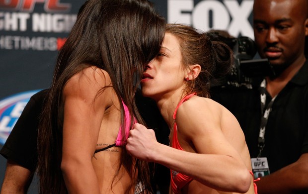 Claudia Gadelha x Joanna Jedrzejczyk (Foto: Getty)