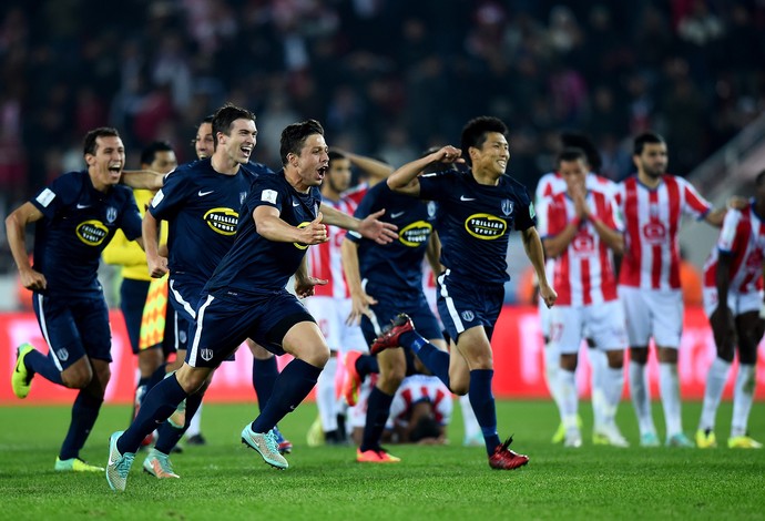 Darren White, comemoração do Auckland hoy x Moghreb Tetouan (Foto: Lars Baron / Getty Images)