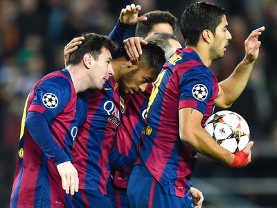 Messi, Neymar e Suarez, Comemoração do Barcelona contra o Sporting (Foto: Getty Images)