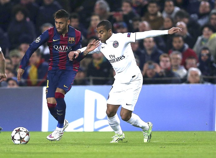 Neymar e Lucas, Barcelona X PSG (Foto: Agência EFE)