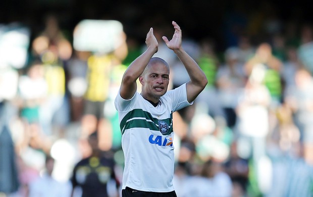 Coritiba x Bahia, Alex se despede do futebol  (Foto: Heuler Andrey / Getty Images)