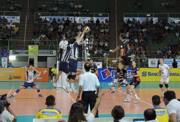 vôlei Montes Claros x Canoas (Foto: Fredson Souza / MCV)