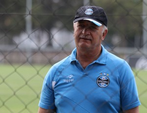 Felipão em treino do Grêmio (Foto: Diego Guichard)