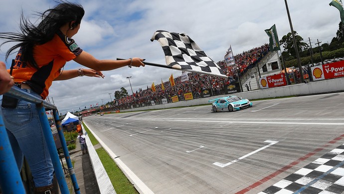 Rubens Barrichello campeão (Foto: Carsten Horst / Divulgação)