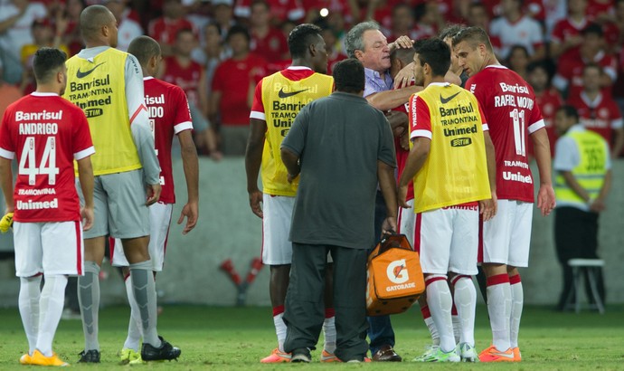 Inter x Palmeiras confusão Beira-Rio (Foto: Alexandre Lops/Internacional)