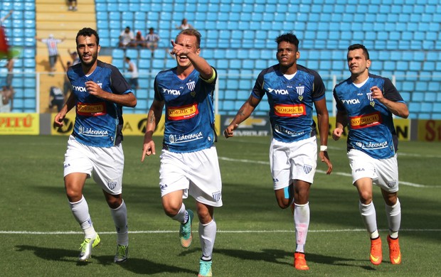 Marquinhos comemoração Avaí x Vasco (Foto: Jamira Furlani/Avaí FC)