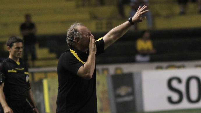 Toninho Cecílio Criciúma técnico (Foto: Fernando Ribeiro / Criciúma EC)