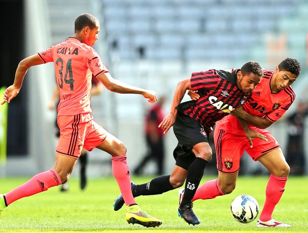 Deivid e Danilo, Atlético-PR X Sport (Foto: Getty Images)