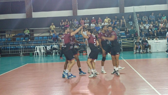 Vôlei Juiz de Fora Canoas Superliga 2014 (Foto: Bruno Ribeiro)