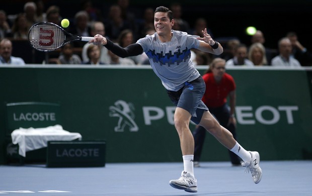 Novak Djokovic x Milos Raonic final do Masters 1000 de Paris (Foto: Reuters)