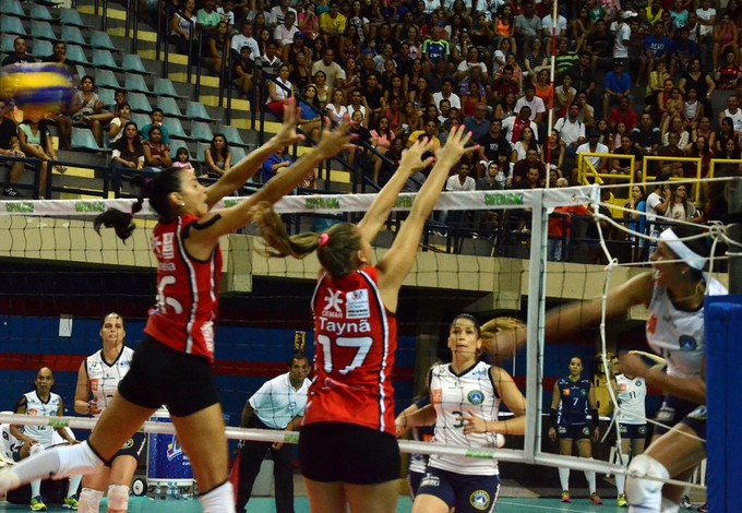 Maranhão Vôlei e Brasílai pela Superliga, no Castelinho (MA) (Foto: Paulo de Tarso/Imirante)