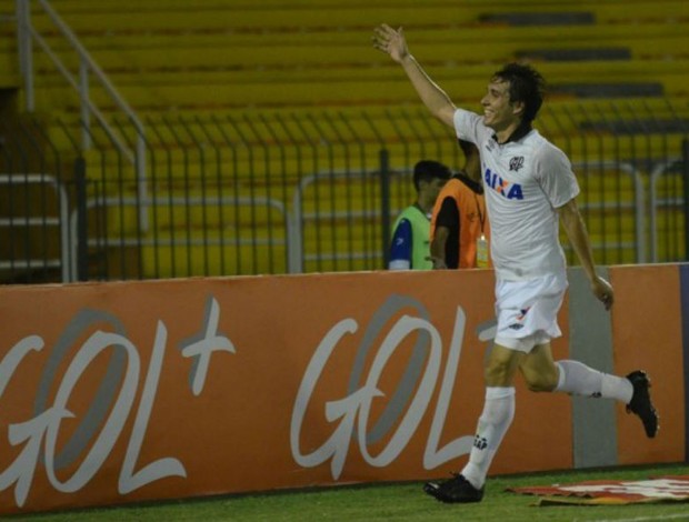 Cléo Atlético-PR Botafogo (Foto: Gustavo Oliveira/ Site oficial Atlético-PR)