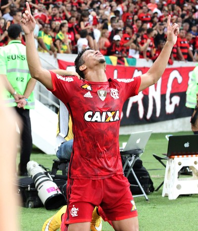 nixon gol flamengo x chapecoense (Foto: Gilvan de Souza/Fla Imagem)