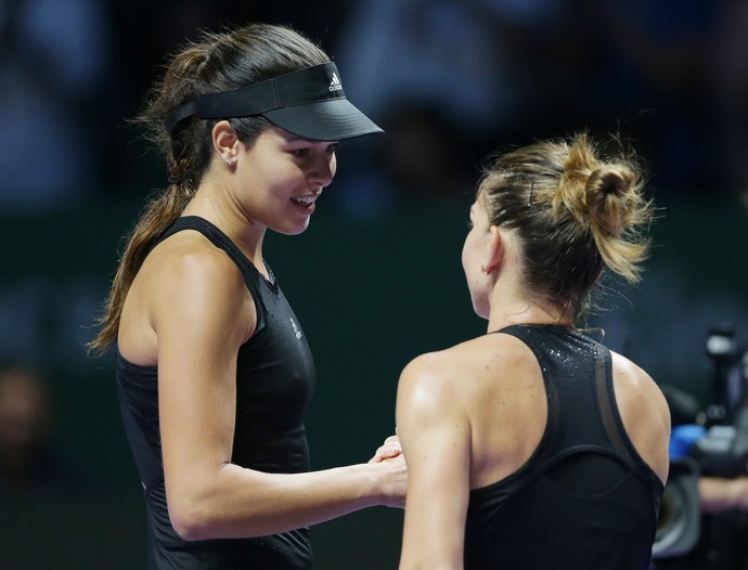 tenis ana ivanovic simona halep wta finals (Foto: AP)