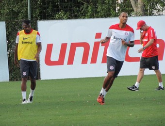 Thales Alan Costa Inter (Foto: Tomás Hammes / GloboEsporte.com)