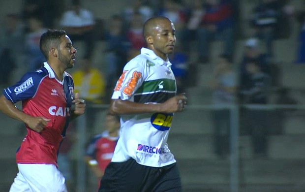 Willians, atacante do América-MG (Foto: Reprodução/Sportv)