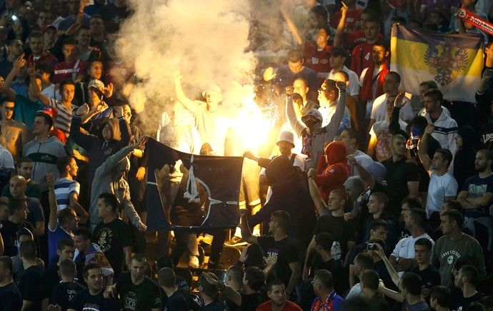 Torcida, Albânia X Servia (Foto: Agência Reuters)