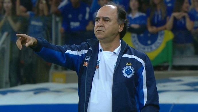 Marcelo Oliveira comandou o Cruzeiro na partida contra o Corinthians (Foto: Reprodução/Sportv)