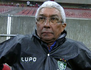 Givanildo Oliveira comandou o América-MG na vitória sobre o Náutico (Foto: Reprodução/Sportv)