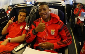 Julio César e Talisca durante a viagem à Alemanha (Foto: Facebook)