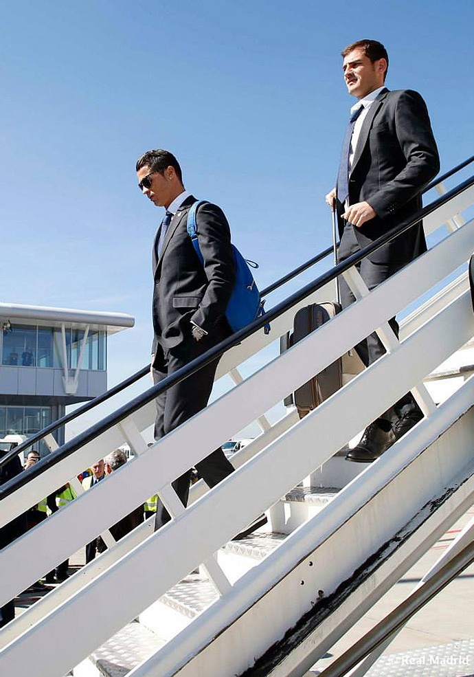 Cristiano Ronaldo e Casillas, Real Madrid chega a Sofia para jogo da Champions (Foto: Reprodução / Site oficial do Real Madrid)