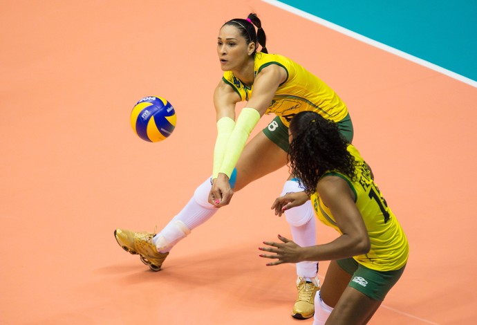 jaqueline volei mundial brasil x canada (Foto: Divulgação/FIVB)