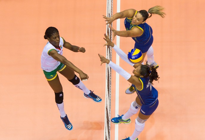 brasil x camarões  volei mundial (Foto: Divulgação/FIVB)