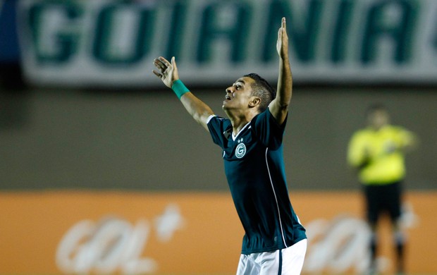 Esquerdinha gol Goiás x Palmeiras (Foto: Adalberto Marques / Ag. Estado)