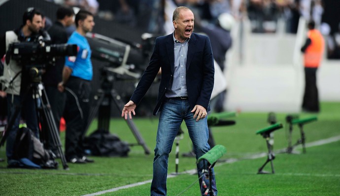 Mano Menezes São Paulo x Corinthians (Foto: Marcos Ribolli)