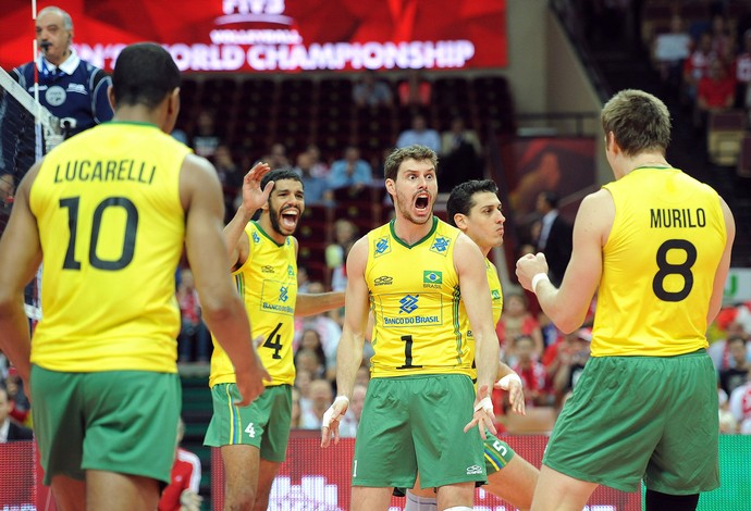 Bruno, Comemoração do Brasil contra a França- Mundial de vôlei (Foto: Divulgação / FIVB)