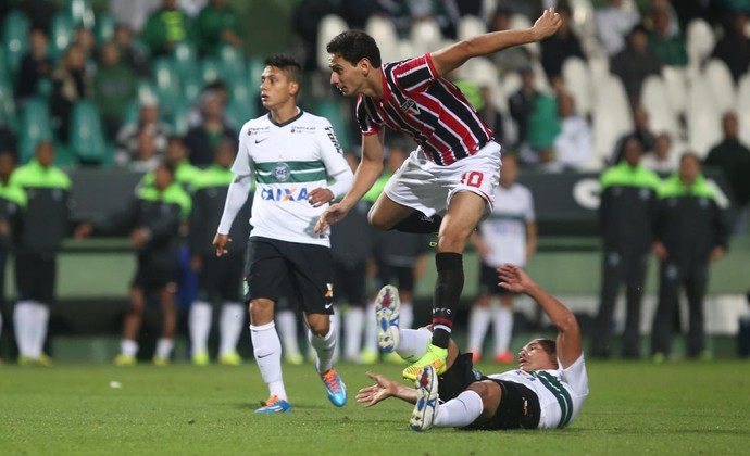 Ganso Coritiba x São Paulo (Foto: Rubens Chiri/saopaulofc.net)