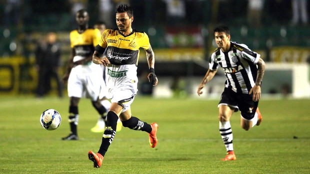 Fabio Ferreira, Figueirense X Criciúma  (Foto: Getty Images)