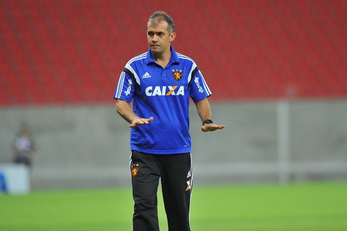 Sport x Internacional Eduardo Baptista (Foto: Aldo Carneiro/Pernambuco Press)