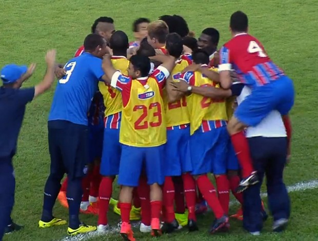 Bahia x Figueirense - comemoração de gol (Foto: Repodução)