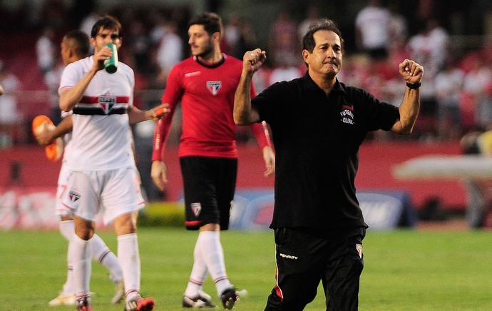 muricy ramalho são paulo x cruzeiro (Foto: Marcos Ribolli)