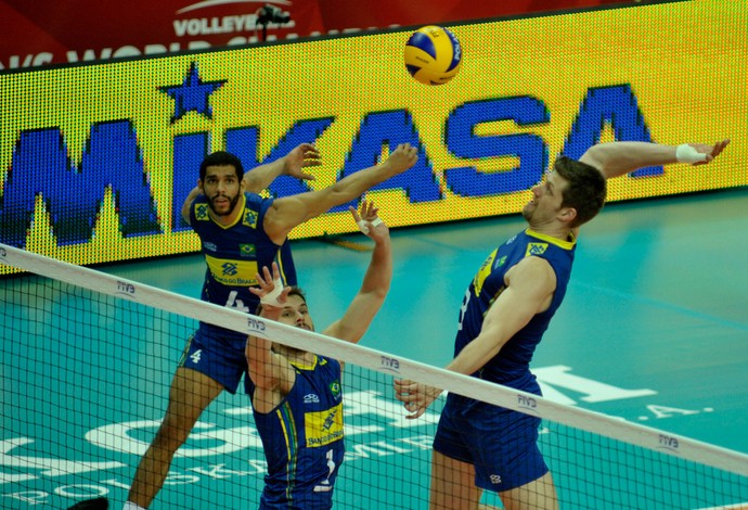 vôlei brasil e Canadá mundial katowice (Foto: FIVB)