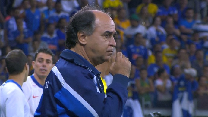 Marcelo Oliveira comandou o Cruzeiro na vitória sobre o Bahia no Mineirão (Foto: Reprodução/Sportv)