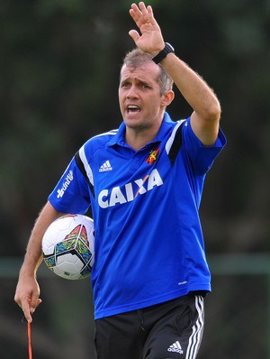 Eduardo Baptista sport (Foto: Aldo Carneiro / Pernambuco Press)