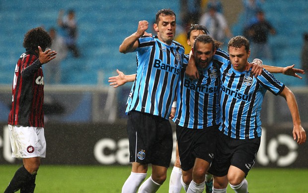 Barcos gol Grêmio x Atlético-PR (Foto: Lucas Uebel / Grêmio FBPA)