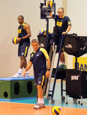 Zé Roberto treino brasil Vôlei Feminino (Foto: Alexandre Arruda / CBV)